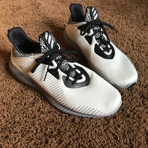 Adidas alphabounce